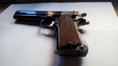 Vendo mi Llama Extra del calibre 9mm.Largo.
Guiada con licencia F.
El arma se encuentra en Zaragoza.
Dispone 10