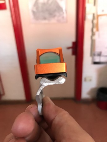 Esta nuevo  poco uso 70€ 12