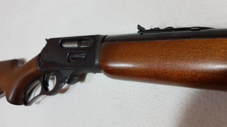 Hola. 
Vendo este Marlin modelo 336AS que se  encuentra en impecable estado, como puede apreciarse en 10