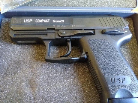 Vendo H&K USP Compact calibre 9mm Para. en excelente estado. La compré por tener una H&K USP como 00
