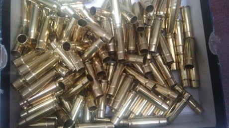 Lo dicho, vendo 110 vainas del 300 Blackout de marca Hornady de un solo tiro, se venden limpias pero sin 02