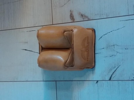 Buenos días,

Vendo saquete trasero para F-Class de la marca Protektor, modelo 13A.

Tiene muy poco uso 00