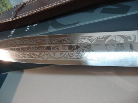 Hola,
Vendo de mi colección cuchillo Muela modelo Cristobal Colon del año 1992 con motivo del quinto centenario 00
