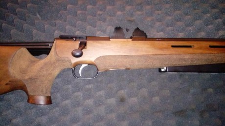 vendo carabina HW 66 JAGD-MACHT cañon macht de 22mlm,el arma esta absolutamente impoluta,se habran tirado 30