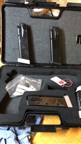 VENDIDA

Un amigo quiere vender su sig sauer,PRIMER PROPIETARIO.
están en la provincia de Alicante,donde 10