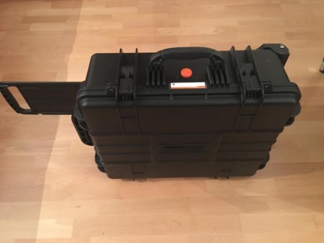 Hola a todos , vendo esta maleta vanguard completamente nueva, se la cambie a un amigo del club pero es 10