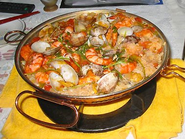 Estoy armando un bergantin-goleta para la guerra al corso y no se que artilleria poner a bordo.

Mide 20