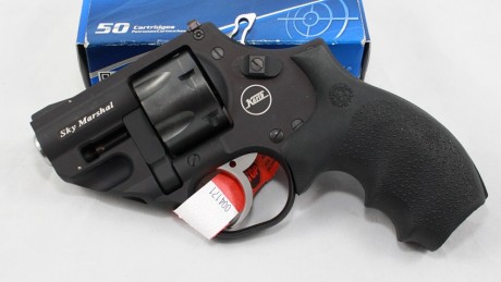 Korth....ha entrado en el mundo de las detonadoras con su ultimo revolver por 1000€. 02