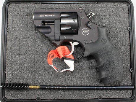 Korth....ha entrado en el mundo de las detonadoras con su ultimo revolver por 1000€. 12