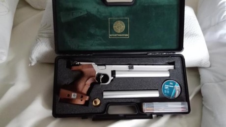 Vendo mi pistola de competicion STEYR LP10 electronica , por tener que dejar el tiro por lesion . Fue 02