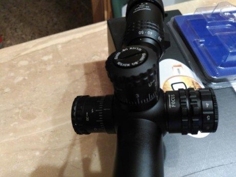 Vendo visor Nikko Stirling Target Máster 10-50x60 Half Mil Dot está nuevo porque no he llegado a usarlo. 00