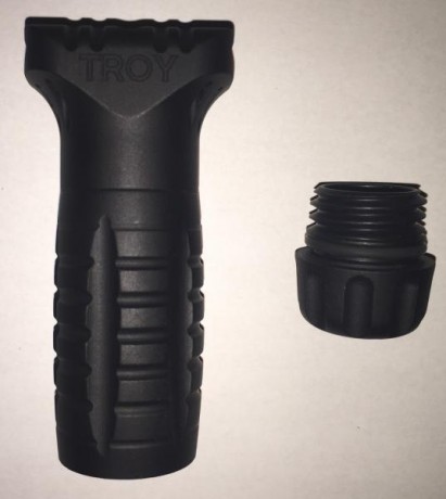 Se vende esta magnifico GRIP fabricado por TROY INDUSTRIES en aluminio aeroespacial.
El grip está totalmente 02