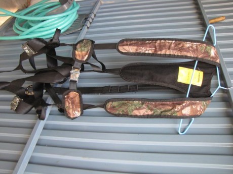 :xpist: :tanque^: VENDO HARNES SEGURIDAD EN CAMO, TALLA L-XL PARA NO PASAR SUSTOS EN LAS ALTURAS, ESTADO 00