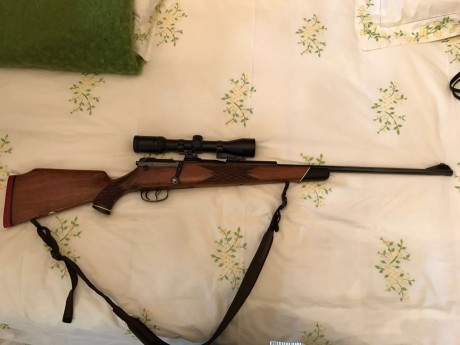 Buenas tardes:

    Mi hermano y yo ponemos a la venta el rifle arriba reseñado por exceso de armas. El 21
