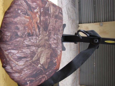 muy practico, ligero, plegable y fácil de montar, estado muy nuevo, precio 39 euros con portes incluidos.
wasat 00