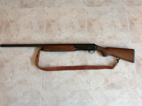 Pongo a la venta esta estupenda escopeta del 12. La/el que la conozca, sabe de qué arma estamos hablando. 02