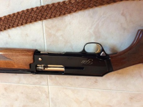 Pongo a la venta esta estupenda escopeta del 12. La/el que la conozca, sabe de qué arma estamos hablando. 00