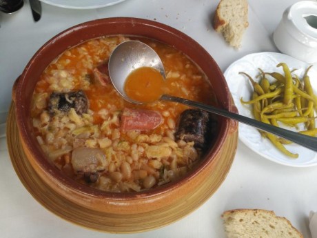 Este es un llamamiento para los foreros de Cantabria que no tenemos el gusto de conocernos en persona, 70