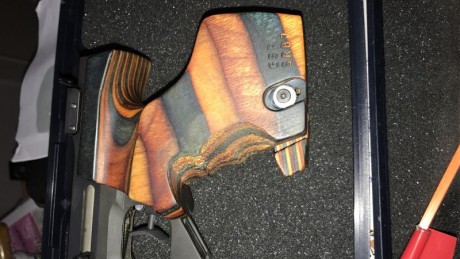 Hola a todos, vendo empuñadura RINK anatómica adaptable madera laminada ( más resistente e inalterable 21