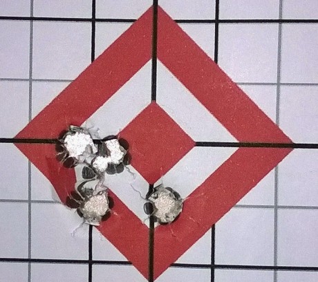 Buenas tardes, busco rifle de cerrojo en buen estado. El presupuesto que tengo es de 1100 con monturas 111