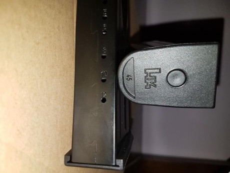 Vendidos a Herni,  se puede cerrar

Hola .
Vendo tres cargadores nuevos sin usar para la HK USP STANDARD 00