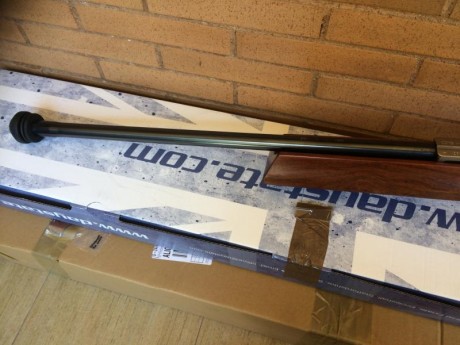 VENDO CARABINA ANSCHUTZ del 22 lr. Modelo 2013/690 de longitud de cañon con culata BR . EN PERFECTO ESTADO( 12