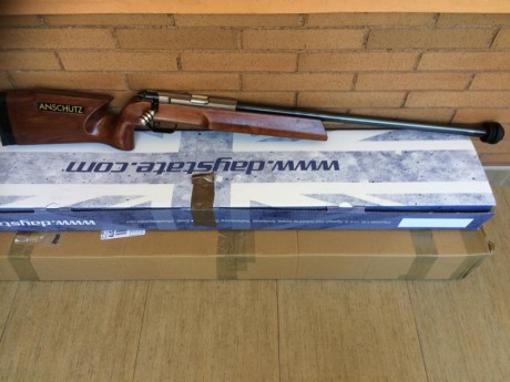 VENDO CARABINA ANSCHUTZ del 22 lr. Modelo 2013/690 de longitud de cañon con culata BR . EN PERFECTO ESTADO( 22