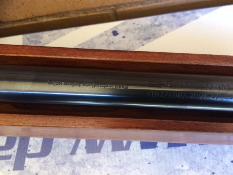 VENDO CARABINA ANSCHUTZ del 22 lr. Modelo 2013/690 de longitud de cañon con culata BR . EN PERFECTO ESTADO( 32