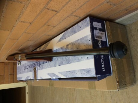 VENDO CARABINA ANSCHUTZ del 22 lr. Modelo 2013/690 de longitud de cañon con culata BR . EN PERFECTO ESTADO( 31