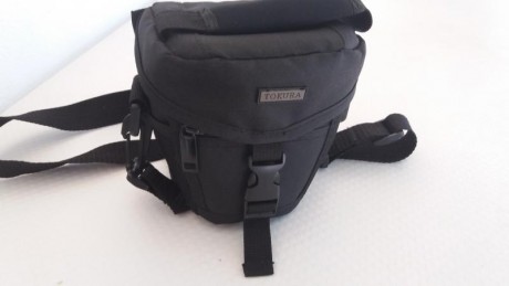 Vendo dos cascos electrónicos  PELTOR SPORTTAC , funcionando perfectamente.
Se acompañan de bolsa de bandolera 30