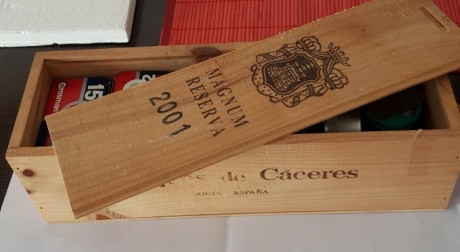 Tengo toda esta munición ocupando sitio. Hecho el cálculo, sale 83 euros  La vendo por 50!! caja incluída. 01