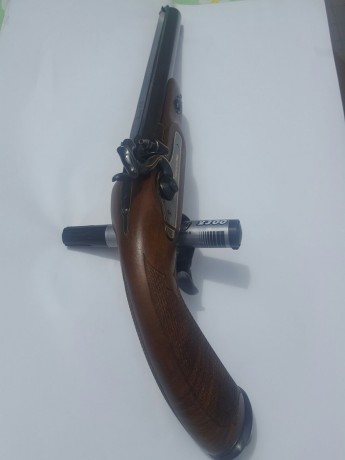 VENNDIDA pistola marca ARSA modelo ROCHATTE LUXURI ,incrustaciones en oro y totalmente pavonada , nueva 11