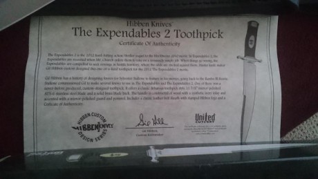 Vendo precioso cuchillo Hibben de los Mercenarios. Impecable en su caja y certificado de autenticidad. 00