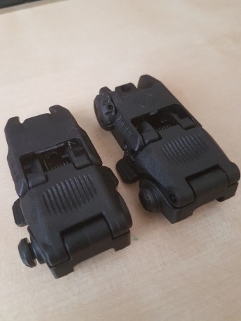 Magpul Mbus nuevas a estrenar, desmontadas de mp15, son originales nada de copia china. En el precio esta 00