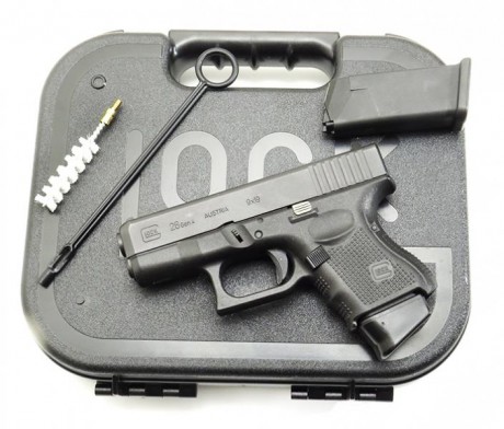 Vendo Glock 26 Gen-4 en perfecto estado y con estuche, cargadores, etc. Como nueva. la tengo desde el 02