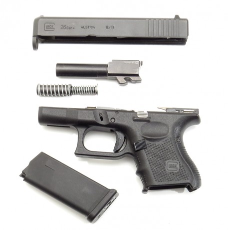 Vendo Glock 26 Gen-4 en perfecto estado y con estuche, cargadores, etc. Como nueva. la tengo desde el 10