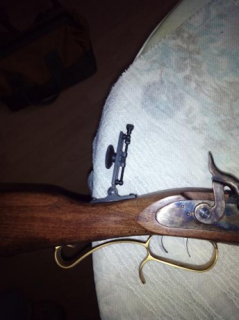 Pues eso, vendo Ardesa Hawken Woodsman percusión .45 (https://www.ardesa.com/producto-509-rifle-hawken-woodsmancon) 01