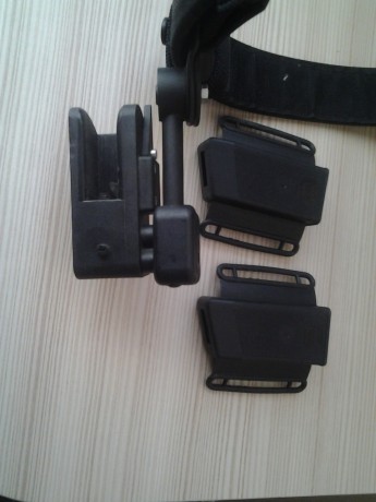 Vendo inserción de la funda HS usada para Glock 17 en buen estado. Supongo que valdra para G19, G34, G17 00