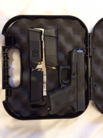 Vendo GLOCK 26 3er Gen como nueva, menos de 50 disparos. Se incluyen 3 cargadores, uno de ellos +2 y funda 02