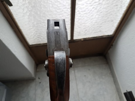 Hola, Cambio esta escopeta de martillos, de calibre 16, marca Danok Bat, en muy buen estado de uso, he 00