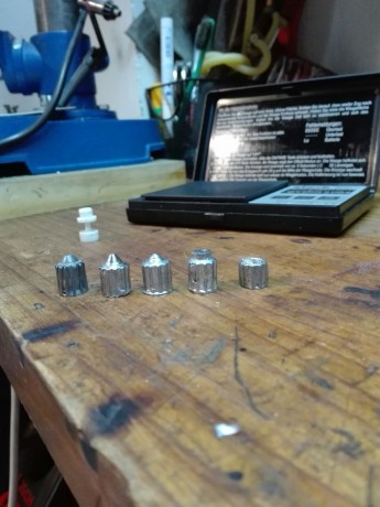 Tapon para la boca estriada de 12mm
LLenado de la boca.
Limado de la boca hasta que da el peso que quiero. 30