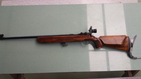 Un amigo quiere vender su carabina  Anschutz Match 54 .
Está en un excelente estado y funciona perfectamente.
Pavón 00