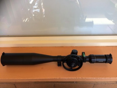 en accesorios para el TIRO DE SEGUNDA MANO. vendo dos visores HAWKE SIDENWINDER DE 8X32X56 de este año 12