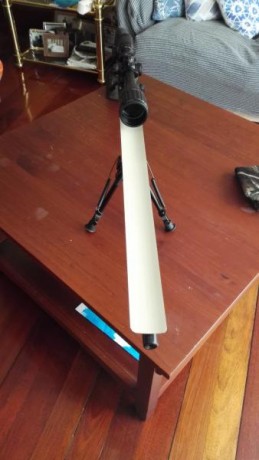 Vendo equipo F-Class compuesto por SAQUETE trasero en loneta y refuerzos en piel , BIPODE tipo Harris 30