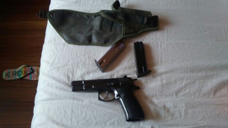 Cambio pistola cz 85 ideal ipsc con dos cargadores por escopeta de caza o tiro 111