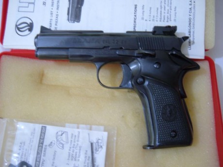 Vendo LLAMA XV, cal. 22 guidada en F en perfecto estado. La adaptación de la mira micrométrica y punto 02