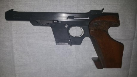 Vendo Walther GSP del 22. 
La pistola está en perfecto estado. Funciona muy bien y es muy precisa. Este 02