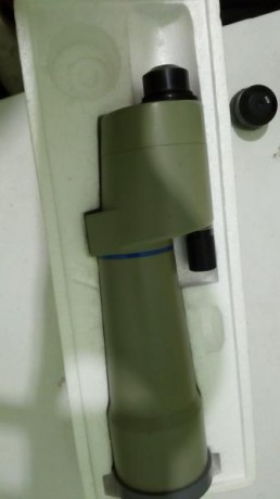 Vendo visor japones Mirador, tiene buena calidad de imágenes. Lo vendo con tres lentes fijas intercambiables 00