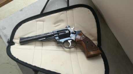 Señor mayor compañero de club me ha pedido que le anuncie su Llama 38
Doy fe que esta como nuevo pues 10