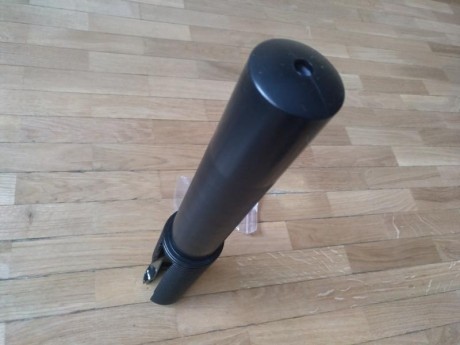 Vendo carcasa de plástico de calidad para convertir la carabina GSG-5 en el modelo SD.
Va con un tornillo 01